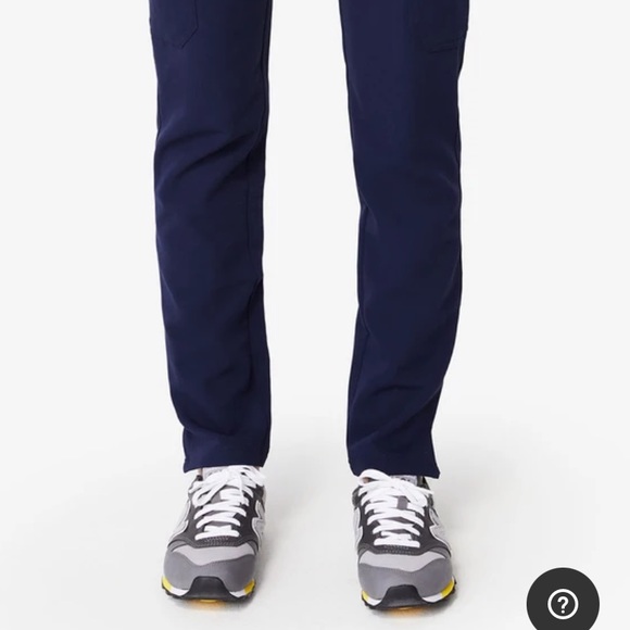 Figs Navy Women’s Yola Scrub Pants - Picture 3 of 4